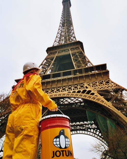 Jotun chosen for Eiffel Tower repaint