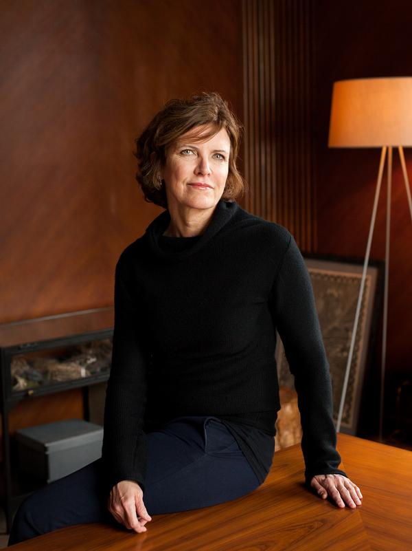 Jeanne Gang studied at the University of Illinois and Harvard Graduate School of Design
