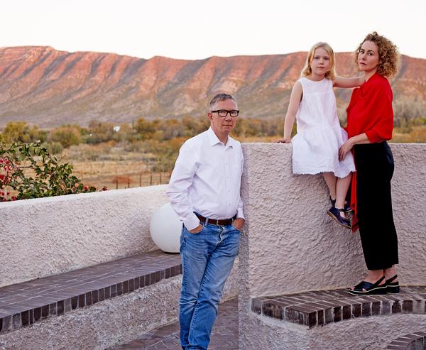 Jennifer Beningfield and her family at the Swartberg House, Great Karoo, South Africa. 
Photographed by Tatjana Meirelles for Well Home, August 2018