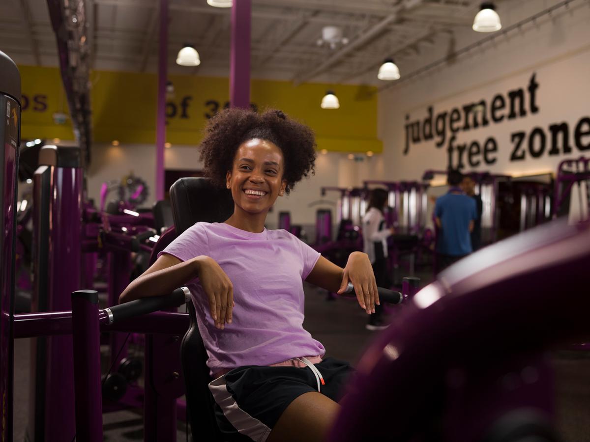 Planet Fitness buys Sunshine Fitness for US$800m