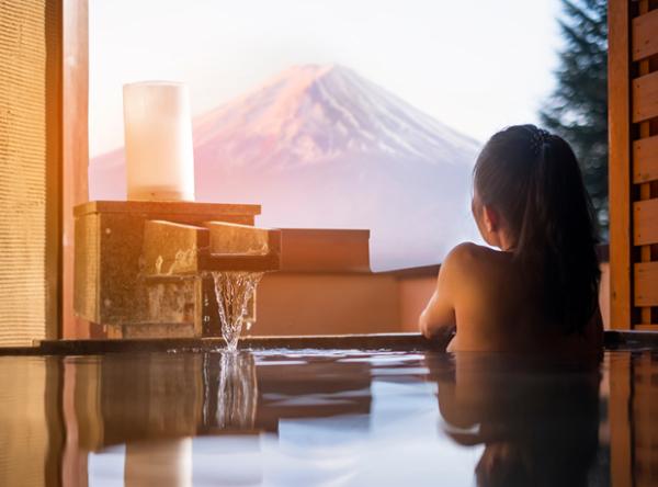 Japan is home to 55% of the world’s thermal springs establishments / shutterstock/SAHACHATZ