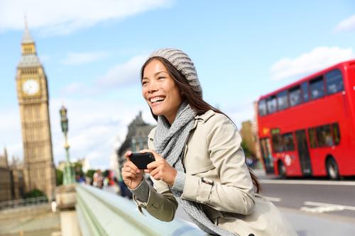Chinese tourists typically spend four times more than the average visitor to the UK / Shutterstock.com / Maridav