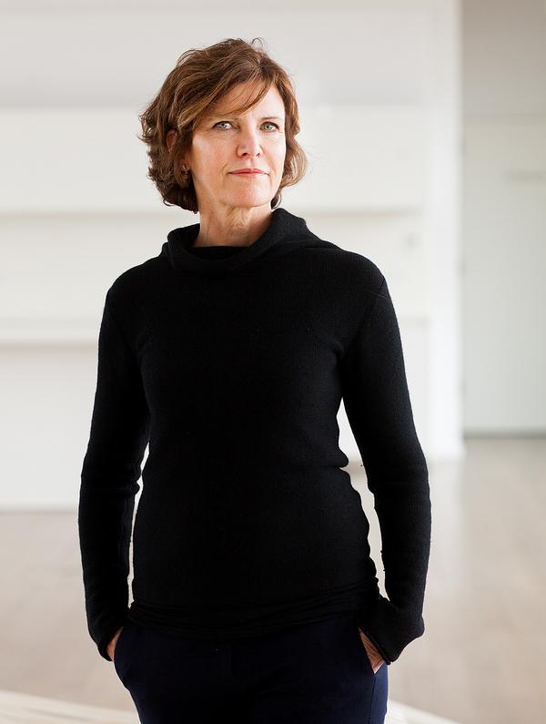 Jeanne Gang writes for a range of publications. She is currently teaching at Harvard Graduate School of Design