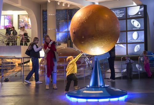 New study suggests public favours science and technology museums