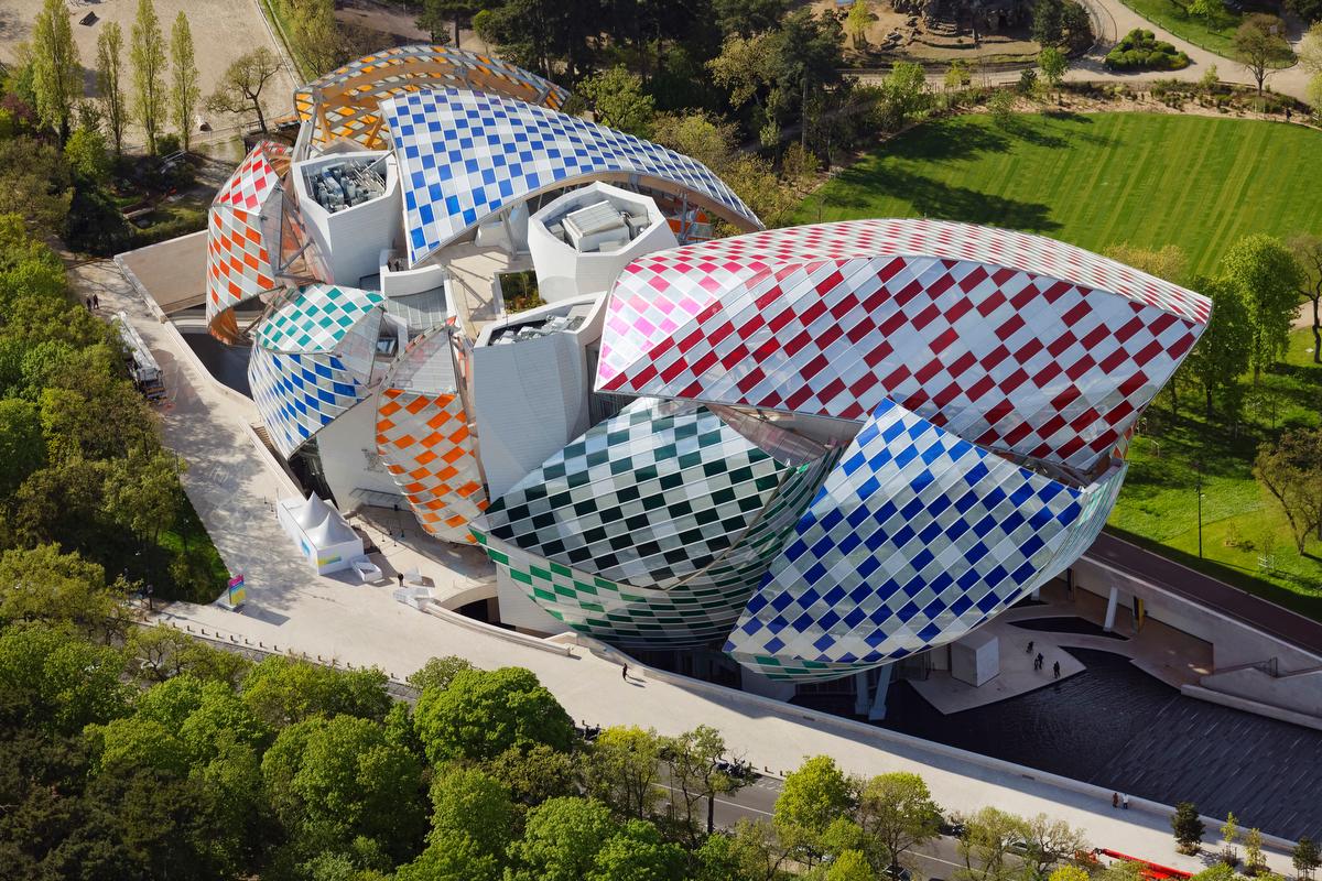Bloomberg.com  Fondation louis vuitton, Frank gehry, Architecture