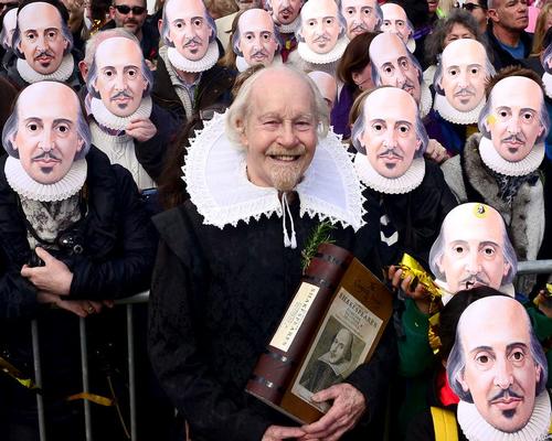 825,000 flock to Shakespeare sites during 400th anniversary year 