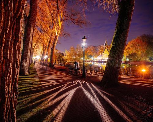 Winter Glow lights up historic Bruges via PWL's luminous walk-through experience
